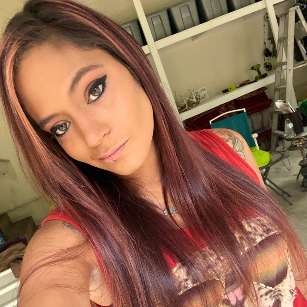 Meet your Posher, Kaycee